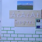Ararat ホステル *
