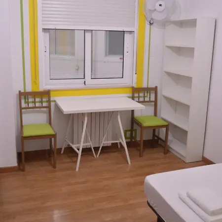 Hostel Ararat Σαντιάγο ντε Κομποστέλα