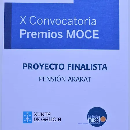 Hostel Ararat Σαντιάγο ντε Κομποστέλα